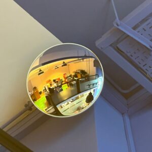 China Indoor Acrylic Mirror 26''